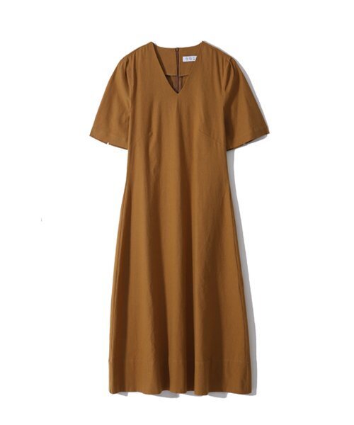 ease(イーズ)の「SUMMER LINEN V-NECK DRESS_CAMEL(ワンピース・レディース・その他・SMALL/MEDIUM)」の2枚目の写真