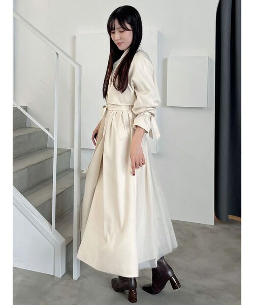 MERCURYDUO（マーキュリーデュオ）の「バックチュールトレンチコート（トレンチコート・レディース・アイボリー/ピンク/ベージュ・MEDIUM/SMALL）」の6枚目の写真