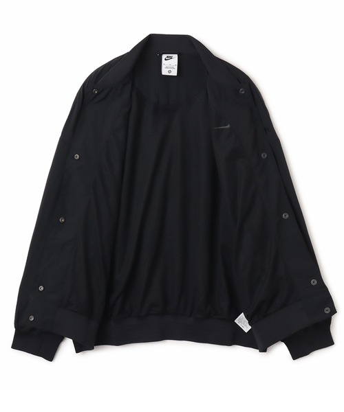 NIKE（ナイキ）の「NIKE AS W NSW HBR VARSITY JKT / ナイキ ウィメンズ NSW ハイブリッド ヴァーシティ ジャケット 【SP】（ナイロンジャケット・レディース・ブラック/グリーン・S/L/M）」の15枚目の写真