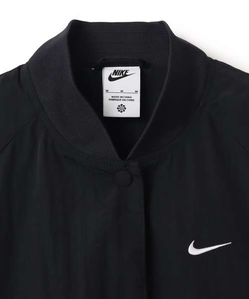 NIKE（ナイキ）の「NIKE AS W NSW HBR VARSITY JKT / ナイキ ウィメンズ NSW ハイブリッド ヴァーシティ ジャケット 【SP】（ナイロンジャケット・レディース・ブラック/グリーン・S/L/M）」の13枚目の写真