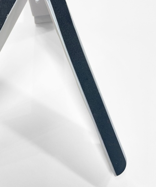 CALIFORNIA OUTFITTERS（カリフォルニア アウトフィッターズ）の「12D51-NM 折りたたみ式 コンパクト タブレットスタンド（PCグッズ・レディース・ホワイト/ブラック・ONESIZE）」の10枚目の写真