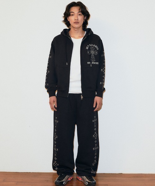 mahagrid 『mahagrid/マハグリッド』 Cross Studs Zip-Up Hoodie