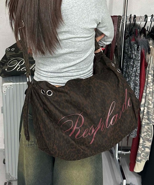 sedacle girl(セダクルガール)の「アイレットアソートBIGBAG(ショルダーバッグ・レディース・ブラック/カーキ/ベージュ/ブラウン/グレー/ネイビー/ドット/レッド・FREE)」の3枚目の写真