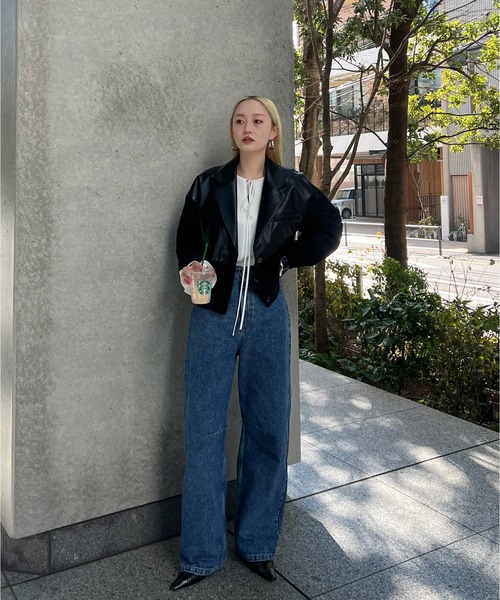 Ameri(アメリ)の「NECK RIBBON ARRANGE BLOUSE(シャツ/ブラウス・レディース・ネイビー/オフホワイト/クリーム・FREE)」の9枚目の写真