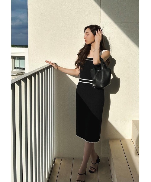 LUDICRUM(ルーディクルム)の「Loop yarn knit skirt(スカート・レディース・ブラック×ホワイト/ホワイト×ブラック・FREE)」の5枚目の写真
