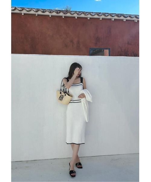 LUDICRUM(ルーディクルム)の「Loop yarn knit skirt(スカート・レディース・ブラック×ホワイト/ホワイト×ブラック・FREE)」の4枚目の写真