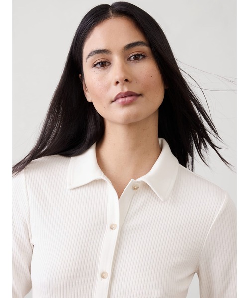 BANANA REPUBLIC FACTORY STORE(バナナリパブリック ファクトリーストア)の「BANANA REPUBLIC FACTORY STORE ブラッシュド リブ ボタントップ(Tシャツ/カットソー・レディース・ブラウン/ホワイト/ブラック・XS/S/M/L)」の1枚目の写真