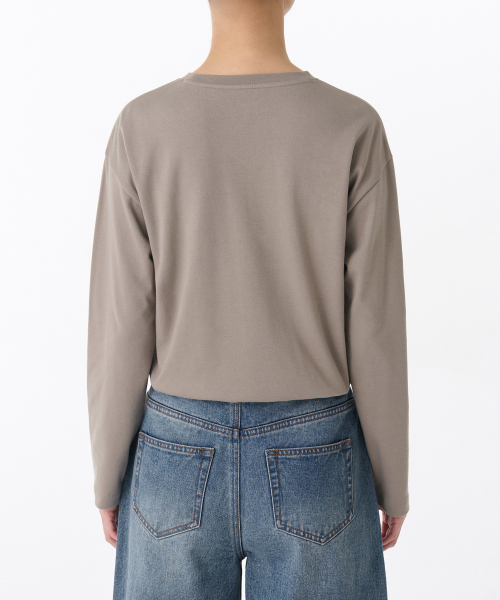 MUSINSA STANDARD WOMAN（ムシンサスタンダードウーマン）の「ウィメンズリラックスクルーネック長袖Tシャツ[トープ]（Tシャツ/カットソー・レディース・その他・MEDIUM/SMALL/X-SMALL/LARGE）」の2枚目の写真