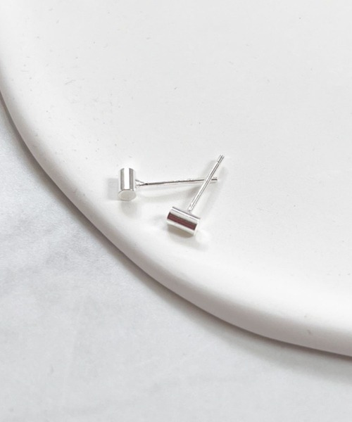 yu-ka(ユーカ)の「YU-KA:ミニロットピアス mini lot pierce(ピアス(両耳用)・レディース・シルバー・FREE)」の4枚目の写真