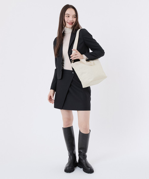 LeSportsac(レスポートサック)の「BUCKET TOTE エクリュハートデボス(トートバッグ・レディース・ホワイト・FREE)」の3枚目の写真