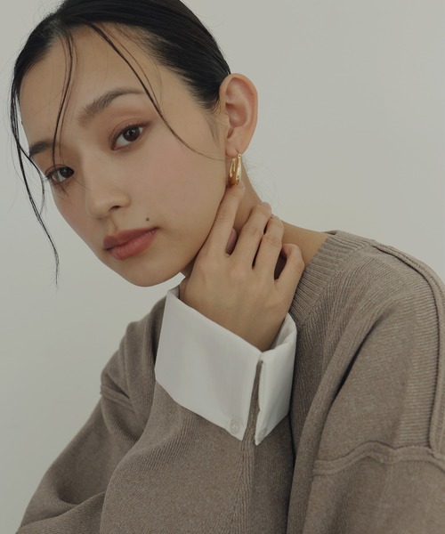 hellam(へラム)の「スクエアドロップピアス(ピアス(両耳用)・レディース・シルバー/ゴールド・FREE)」の5枚目の写真