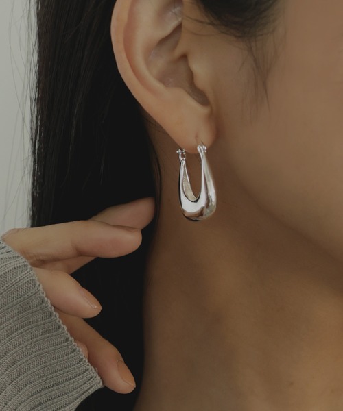 hellam(へラム)の「スクエアドロップピアス(ピアス(両耳用)・レディース・シルバー/ゴールド・FREE)」の13枚目の写真