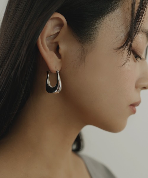 hellam(へラム)の「スクエアドロップピアス(ピアス(両耳用)・レディース・シルバー/ゴールド・FREE)」の14枚目の写真