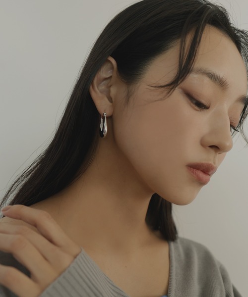 hellam(へラム)の「スクエアドロップピアス(ピアス(両耳用)・レディース・シルバー/ゴールド・FREE)」の15枚目の写真