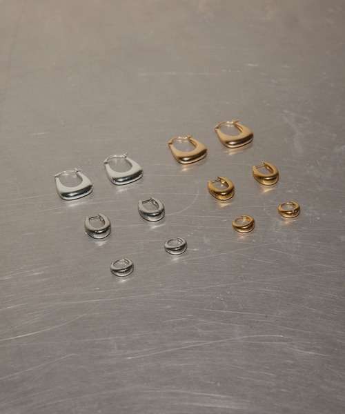 hellam(へラム)の「スクエアドロップピアス(ピアス(両耳用)・レディース・シルバー/ゴールド・FREE)」の19枚目の写真