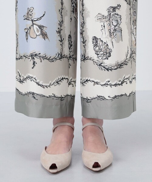 TOMORROWLAND collection(トゥモローランドコレクション)の「ローマプリント ドローストリングパンツ(その他パンツ・レディース・ライトベージュ・34/36)」の9枚目の写真