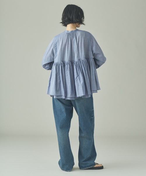 Curensology（カレンソロジー）の「Curensology(カレンソロジー)/シャンブレーレイヤードギャザーブラウス（シャツ/ブラウス・レディース・サックスブルー・FREE）」の7枚目の写真