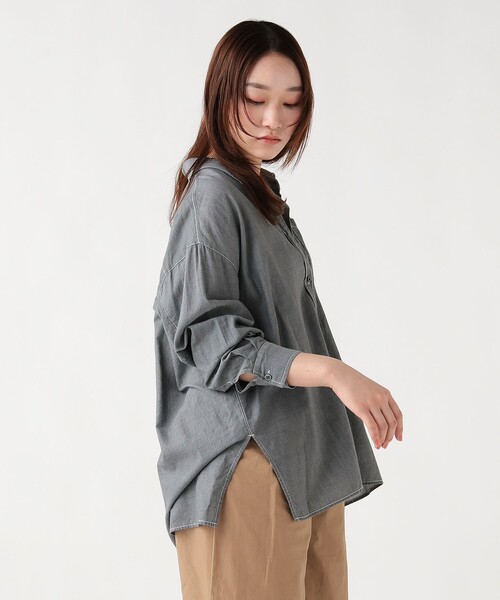 BEAMS HEART(ビームスハート)の「シアーデニム オーバーシャツ(シャツ/ブラウス・レディース・グレー/インディゴブルー/サックスブルー・FREE)」の7枚目の写真