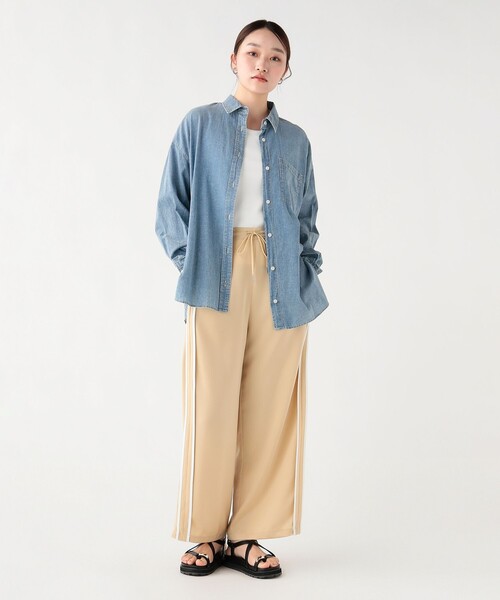 BEAMS HEART(ビームスハート)の「シアーデニム オーバーシャツ(シャツ/ブラウス・レディース・グレー/インディゴブルー/サックスブルー・FREE)」の8枚目の写真