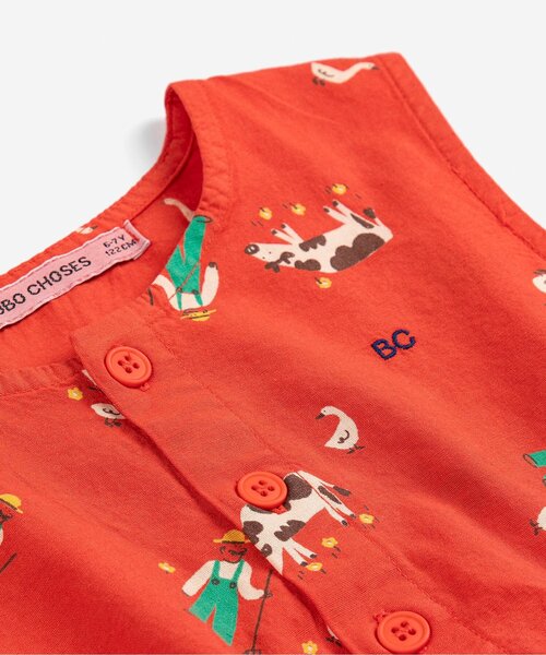 BOBO CHOSES（ボボショーズ）の「総柄Farm Adventure ワンピース【キッズ】（ワンピース・キッズ・レッド・130/120/100/110）」の4枚目の写真