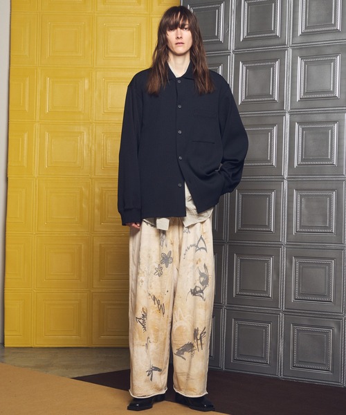 MAISON SPECIAL（メゾンスペシャル）の「《UNISEX》Trompe l'oeil Prime-wide Sweatpants/トロンプルイユプライムワイドスウェットパンツ【MAISON SPECIAL/メゾンスペシャル】（スウェットパンツ・メンズ・ブラック/アイボリー・2/1/0）」の4枚目の写真