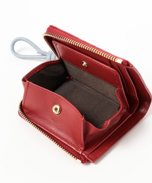 Ray BEAMS(レイビームス)の「【別注】BEAURE / キルト ウォレット | 新生活・通勤・通学・新学期(財布・レディース・レッド/シルバー/ブラック・ONE SIZE)」の12枚目の写真