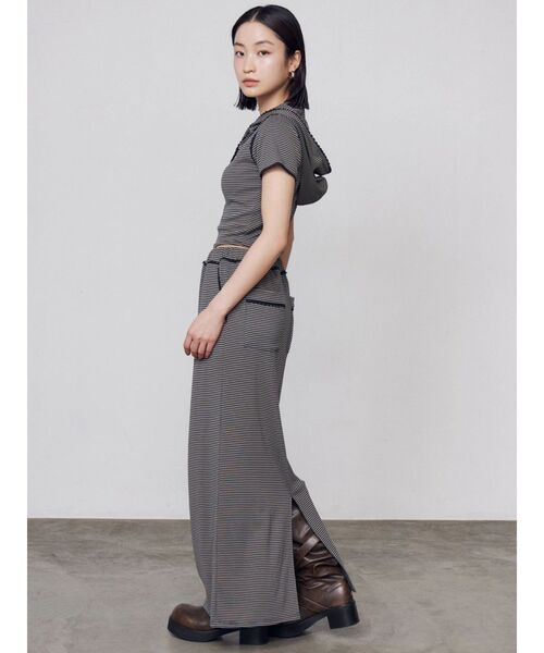 EMODA（エモダ）の「レースラインフーディトップス（Tシャツ/カットソー・レディース・グレー/レッド/ネイビー・FREE）」の20枚目の写真