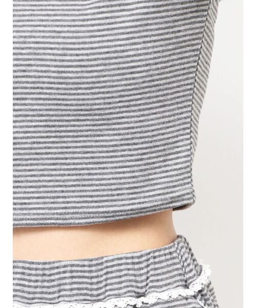 EMODA（エモダ）の「レースラインフーディトップス（Tシャツ/カットソー・レディース・グレー/レッド/ネイビー・FREE）」の9枚目の写真