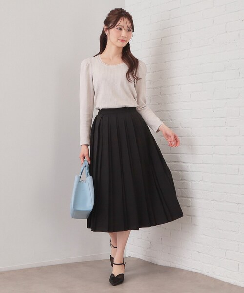 index（インデックス）の「ビット付きダブルプリーツスカート【洗濯機OK/イージーアイロン】（スカート・レディース・ブラック/ライトベージュ/ライトブルー・36/38/40/42）」の5枚目の写真