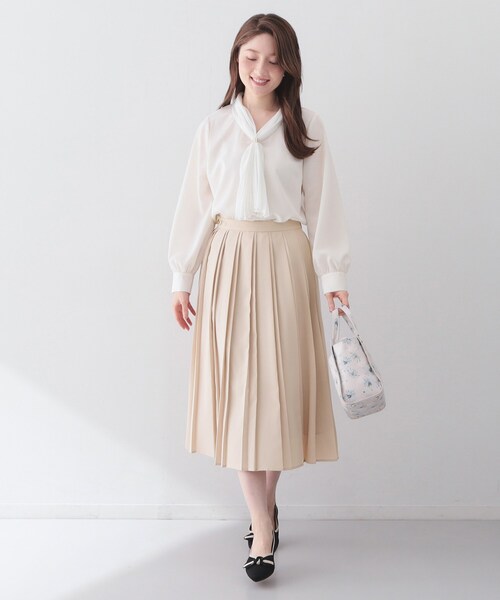 index（インデックス）の「ビット付きダブルプリーツスカート【洗濯機OK/イージーアイロン】（スカート・レディース・ブラック/ライトベージュ/ライトブルー・36/38/40/42）」の9枚目の写真