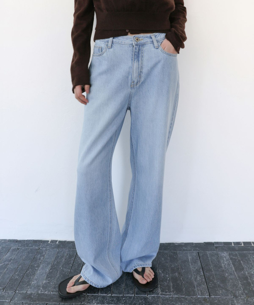 LEVAR(レバー)の「Seasonal Relaxed Tencel Denim - Light Blue(デニムパンツ・レディース・その他・M-Long/S-Long/S-Short/M-Short/XS-Short/XS-Long)」の4枚目の写真