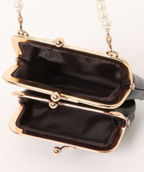 VIBGYOR（ヴィブジョー）の「FReePLACe/がま口 ミニパールショルダーバッグ X12790（ショルダーバッグ・レディース・ブラック・FREE）」の5枚目の写真