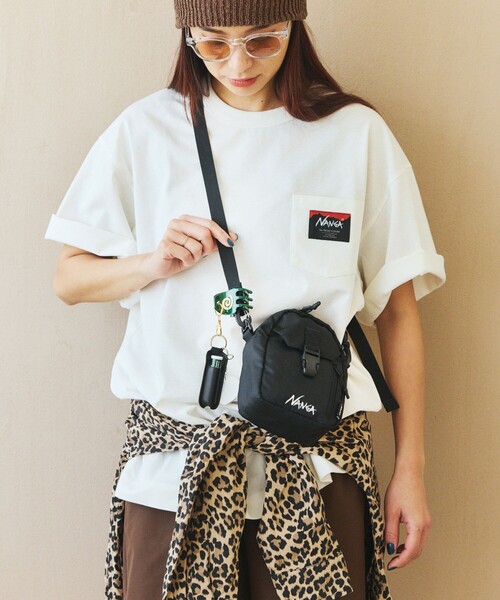 NANGA(ナンガ)の「NANGA/ナンガ ECOPAK UR SHOULDER POUCH ショルダーポーチ(ショルダーバッグ・メンズ・ブラック/オリーブ・ONE SIZE)」の2枚目の写真