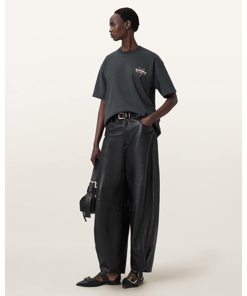 ALLSAINTS(オールセインツ)の「PENTACLE OVERSIZED ETTA T-SHIRT | PENTACLE オーバーサイズ ETTA Tシャツ(Tシャツ/カットソー・レディース・ブラック・XS/S/M/L)」の5枚目の写真