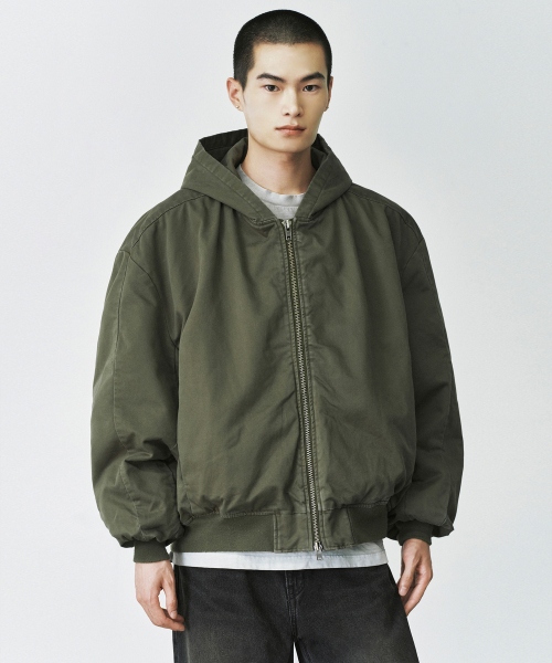 BRANDED（ブランデッド）の「SHIRRING HOOD BOMBER JACKET [VINTAGE KHAKI]（ブルゾン・メンズ・その他・MEDIUM/LARGE/X-LARGE）」の2枚目の写真