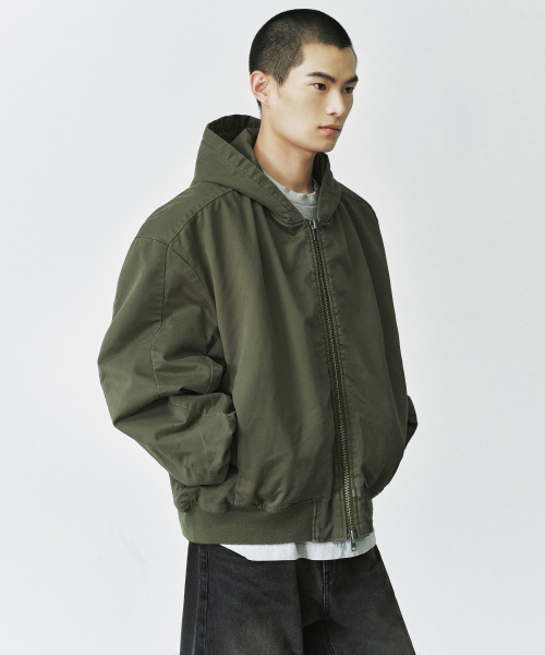 BRANDED（ブランデッド）の「SHIRRING HOOD BOMBER JACKET [VINTAGE KHAKI]（ブルゾン・メンズ・その他・MEDIUM/LARGE/X-LARGE）」の3枚目の写真