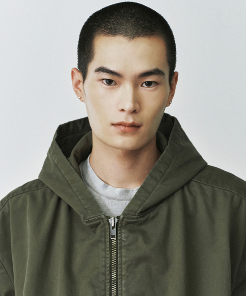 BRANDED（ブランデッド）の「SHIRRING HOOD BOMBER JACKET [VINTAGE KHAKI]（ブルゾン・メンズ・その他・MEDIUM/LARGE/X-LARGE）」の6枚目の写真