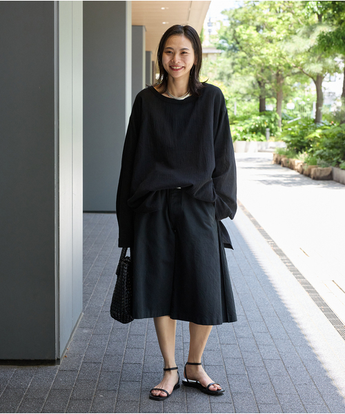 JOURNAL STANDARD（ジャーナルスタンダード）の「《追加》ソフトガーゼ2WAYビッグプルオーバー（シャツ/ブラウス・レディース・ブラック/ホワイト・FREE）」の4枚目の写真