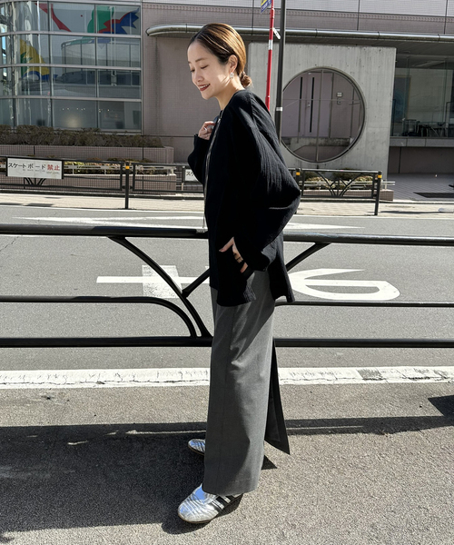 JOURNAL STANDARD（ジャーナルスタンダード）の「《追加》ソフトガーゼ2WAYビッグプルオーバー（シャツ/ブラウス・レディース・ブラック/ホワイト・FREE）」の16枚目の写真