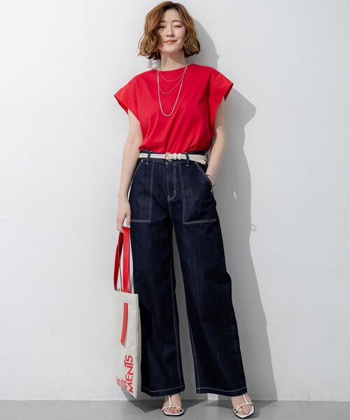 23区 S(ニジュウサンクチイサイサイズ)の「スムースデザイン タフタスリーブ カットソー(Tシャツ/カットソー・レディース・グレー系/ホワイト系/レッド系/ダルブルー系/ブラック系・32)」の11枚目の写真