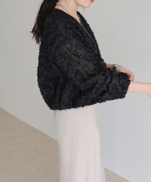 fredy emue（フレディエミュ）の「シアーレースZIPブルゾン（ブルゾン・レディース・オフホワイト/ブラック・38）」の12枚目の写真