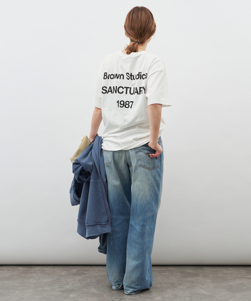 Deuxieme Classe（ドゥーズィエムクラス）の「追加【BRAWN/ブラウン】 LOGO Tシャツ（Tシャツ/カットソー・レディース・ブラック/ホワイト・FREE）」の17枚目の写真