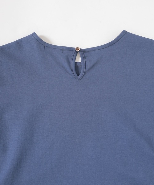 GLACIER lusso(グラシアルッソ)の「【美冷・接触冷感・UVカット・遮熱】袖スカーフ柄トップス(Tシャツ/カットソー・レディース・グレイッシュベージュ/ブルー/モカ・S/L/M/LL)」の14枚目の写真