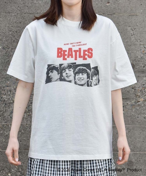 The Beatles(ザビートルズ)の「THE BEATLESツアープリントTシャツ(Tシャツ/カットソー・レディース・ホワイト/チャコール/ブルー・M/L)」の12枚目の写真