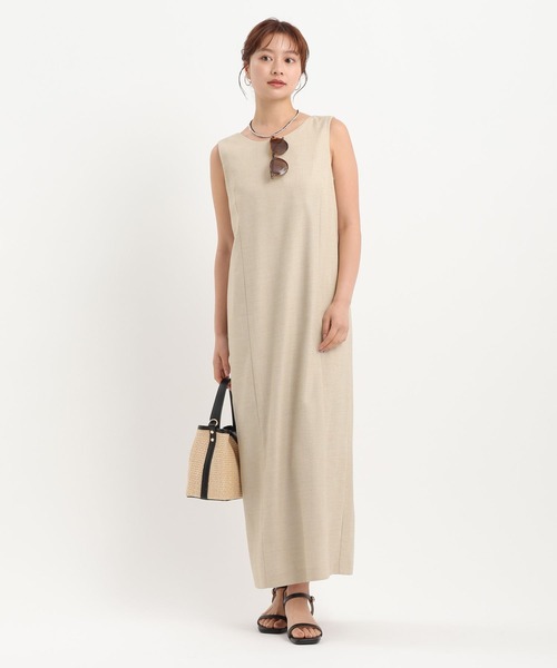 Andemiu（アンデミュウ）の「Iラインノースリーブワンピース656245（ワンピース・レディース・ブラウン/ベージュ・MEDIUM/SMALL）」の14枚目の写真