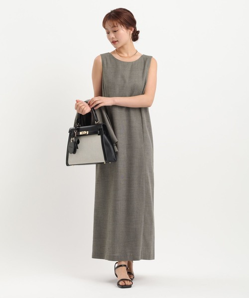 Andemiu（アンデミュウ）の「Iラインノースリーブワンピース656245（ワンピース・レディース・ブラウン/ベージュ・MEDIUM/SMALL）」の18枚目の写真