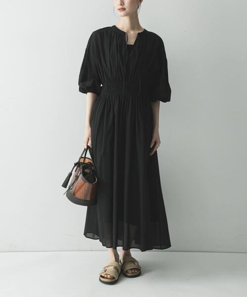 URBAN RESEARCH（アーバンリサーチ）の「コットンボイルシャーリングワンピース（ワンピース・レディース・ブラック/ブラウン・FREE）」の5枚目の写真