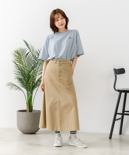 sanrio（サンリオ）の「【sanrio/サンリオ】【ゆったりルーズシルエット】日焼けキャラクター サガラ刺繍Tシャツ ハローキティ クロミ ポチャッコ y2k 平成レトロ（Tシャツ/カットソー・レディース・サックスブルー/オフホワイト/ライトグレー/スミクロ・LARGE/MEDIUM）」の15枚目の写真