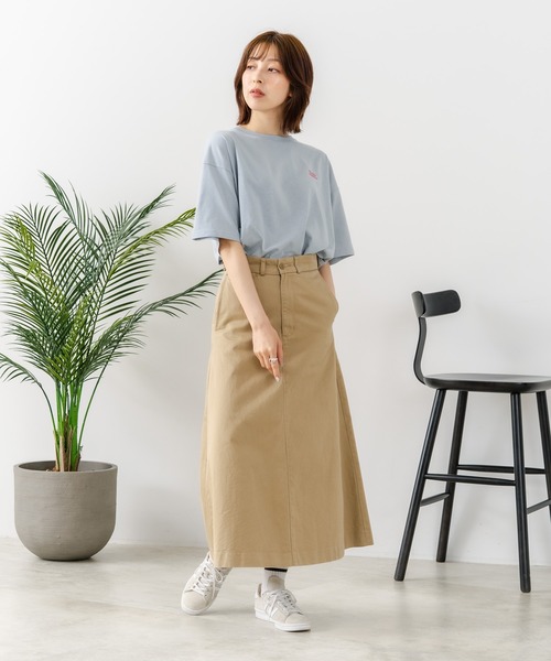 sanrio（サンリオ）の「【sanrio/サンリオ】【ゆったりルーズシルエット】日焼けキャラクター サガラ刺繍Tシャツ ハローキティ クロミ ポチャッコ y2k 平成レトロ（Tシャツ/カットソー・レディース・サックスブルー/オフホワイト/ライトグレー/スミクロ・LARGE/MEDIUM）」の16枚目の写真