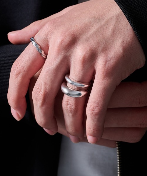 MAISON CLUB(メゾンクラブ)の「【MAISON CLUB】Melt Layer Ring Silver925 KUN(リング・メンズ・シルバー・FREE)」の2枚目の写真